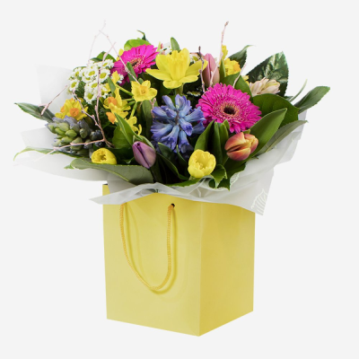 Meadow Fresh - A vibrant collection of fresh flowers with a touch of spring. Delivered in a complimentary gift box / bag. Make it a happy occasion and show how much you care. NOTE: to guarantee this item please order in advance to give the florist time to sure they have these flowers in stock. Please note that we cannot guarantee what the flower varieties or colours will be, we do guarantee that your specific ar